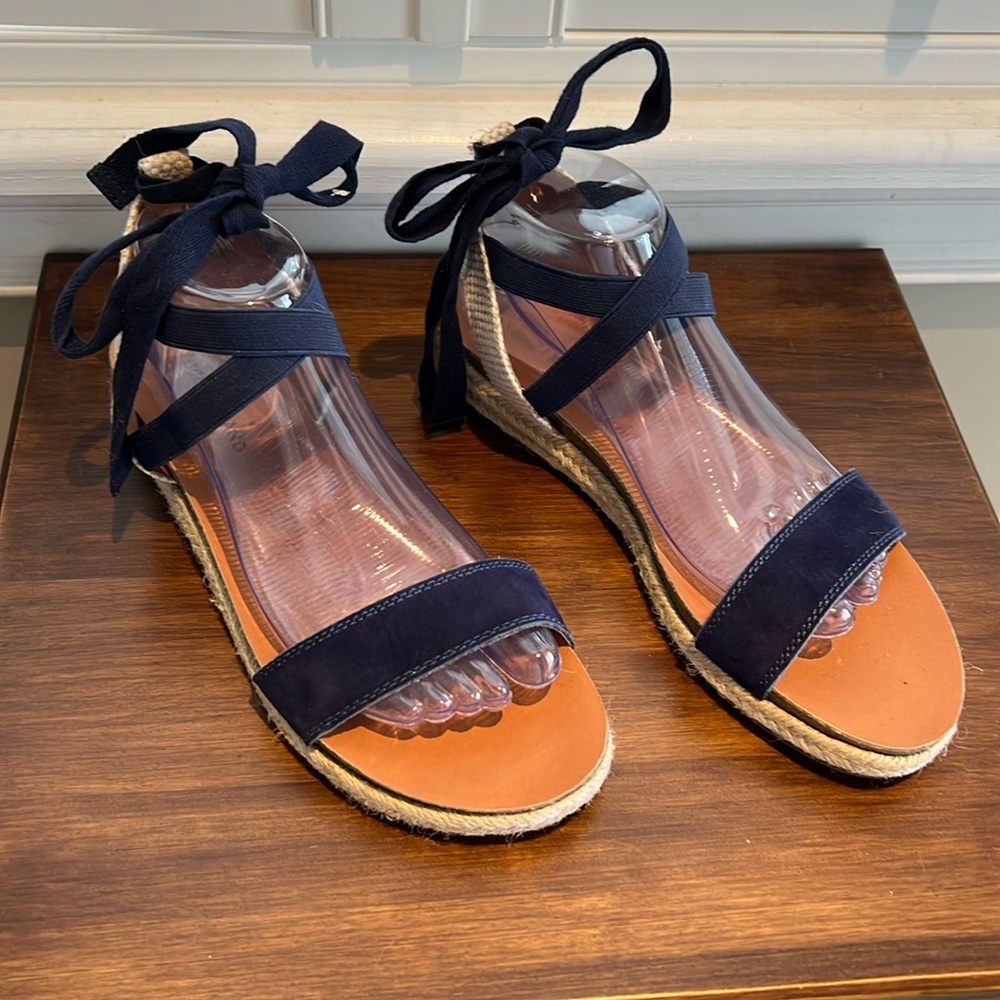 Lucky Brand Gennay ankle strap espadrille flat sandals size 9.